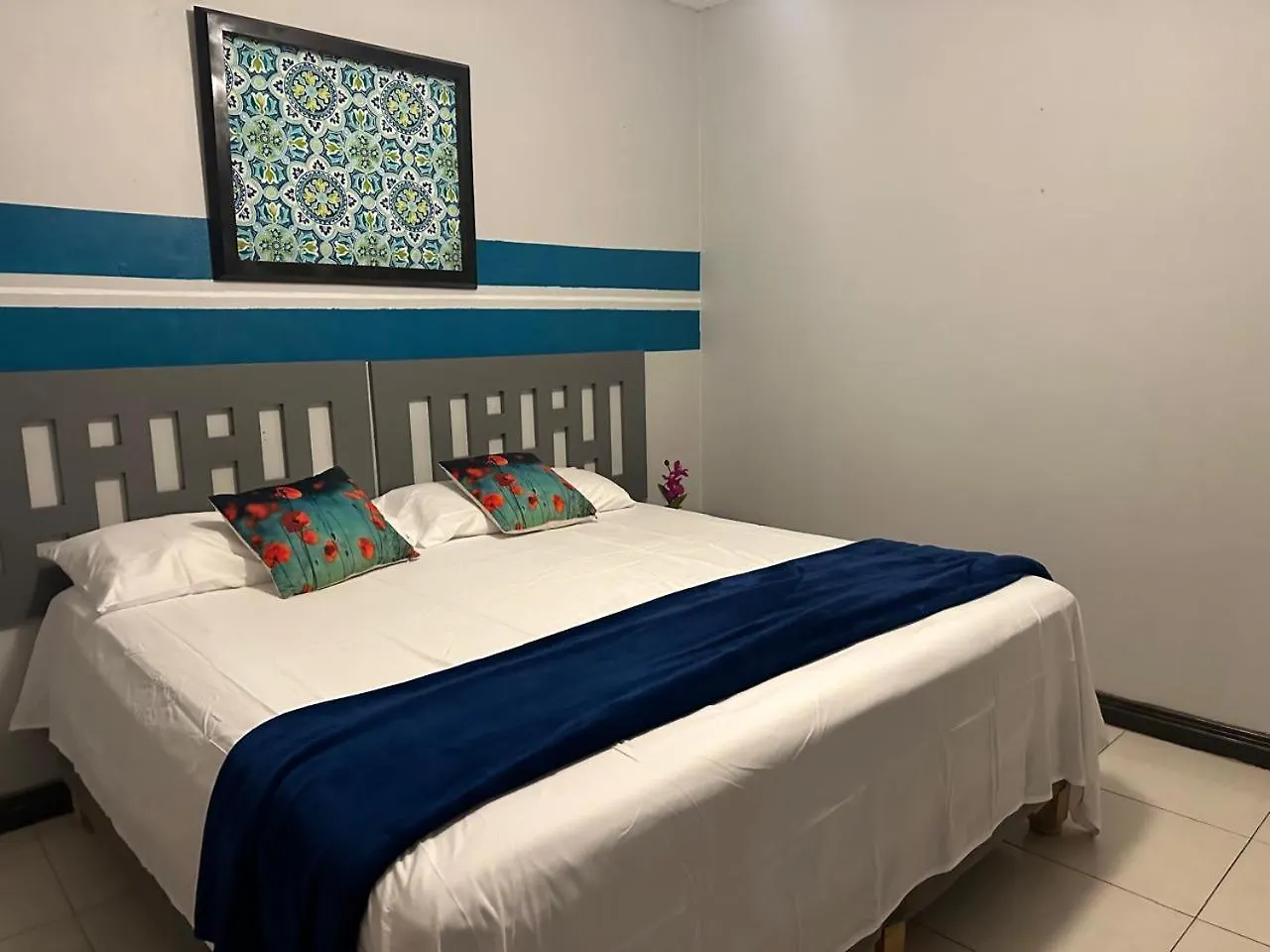 Suncress Bed And Breakfast Kingston Jamaica